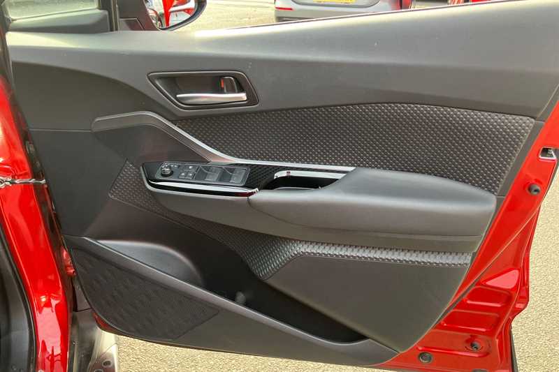 Used Toyota C-HR 2022 for sale - 76943708: Photo 27