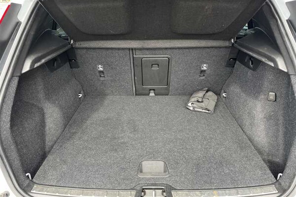 Used Volvo XC40 2021 for sale - 76044637: Photo 25