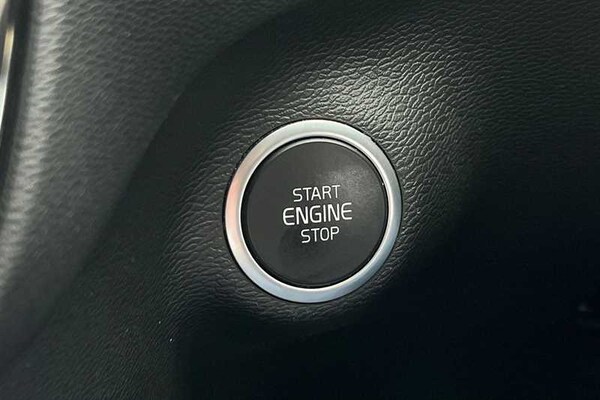 Used Volvo XC40 2021 for sale - 76044637: Photo 48