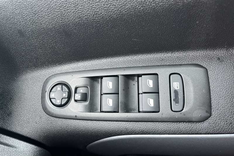 Used Vauxhall Combo Life 2024 for sale - 78075815: Photo 16