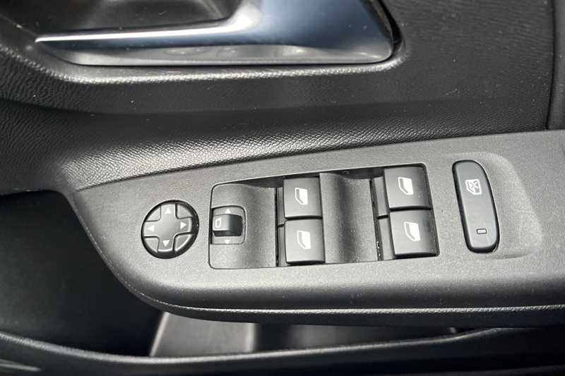 Used Vauxhall Corsa 2022 for sale - 76448280: Photo 16