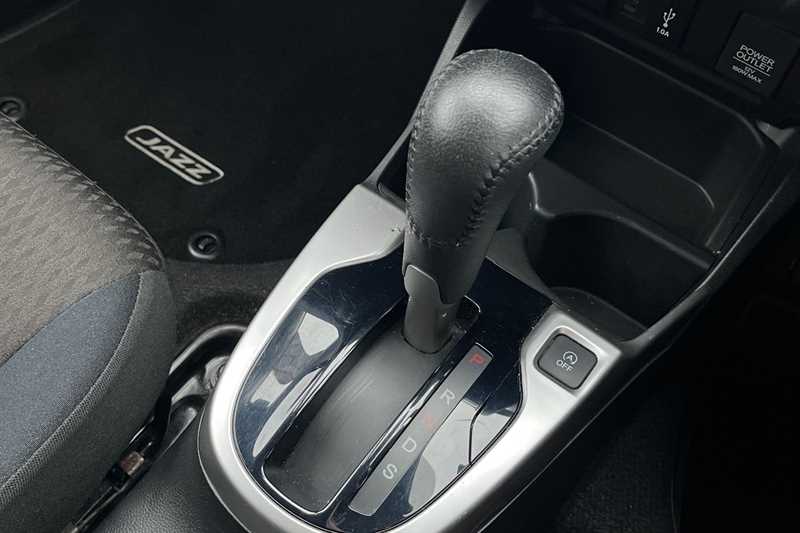 Used Honda Jazz for sale - 77296022: Photo 48