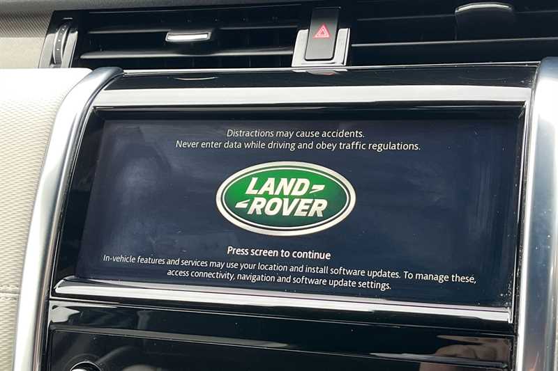 Used Land Rover Discovery Sport 2020 for sale - 76755812: Photo 17