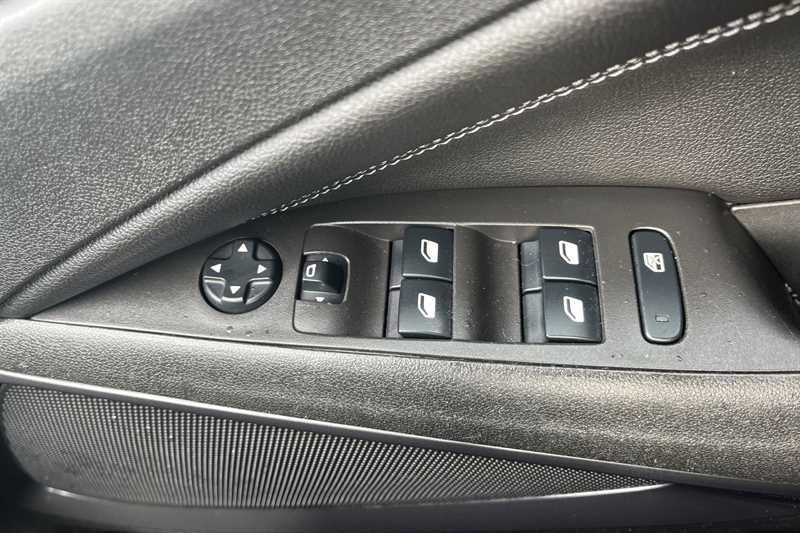 Used Vauxhall Crossland 2022 for sale - 77895600: Photo 16