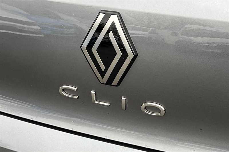 Used Renault Clio 2025 for sale - 77728138: Photo 30