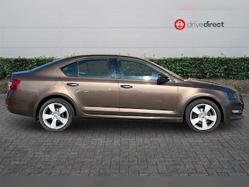 Used Skoda Octavia 2020 for sale - 77828249: Photo