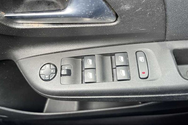 Used Vauxhall Corsa 2020 for sale - 76261970: Photo 16