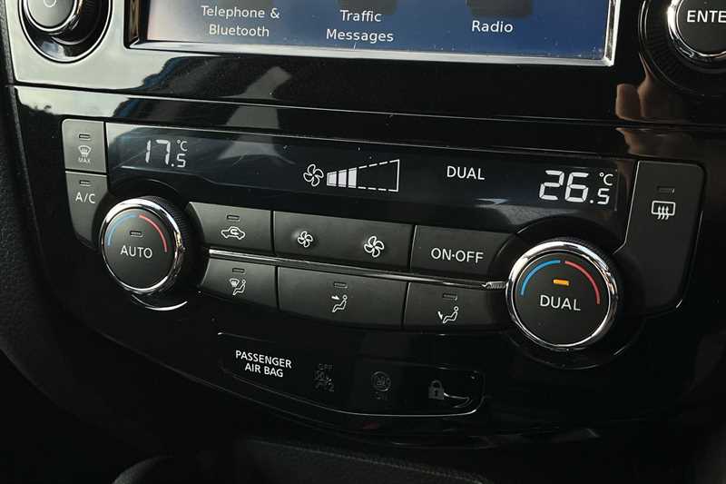 Used Nissan Qashqai 2017 for sale - 77317915: Photo 15