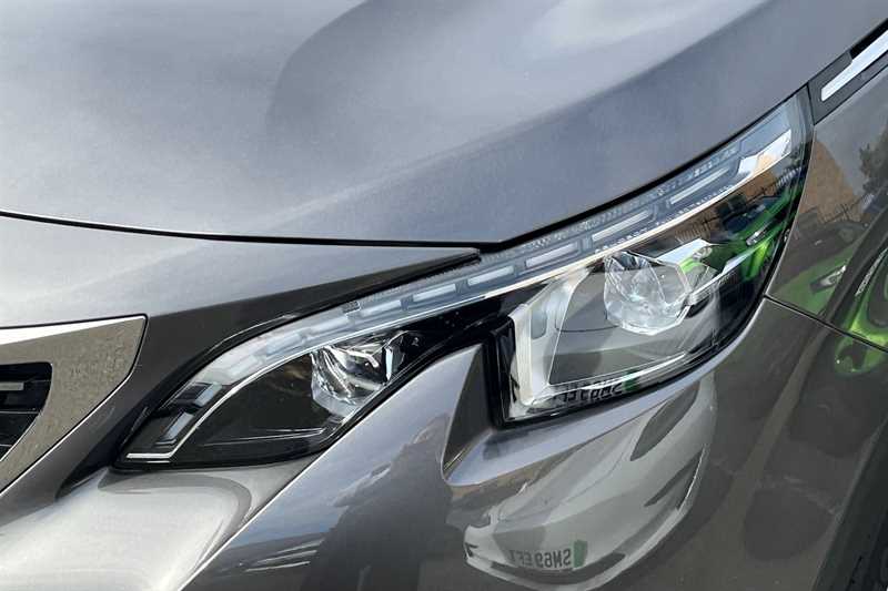 Used Peugeot 3008 2020 for sale - 76530102: Photo 29