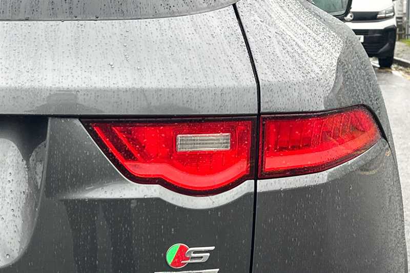 Used Jaguar F-Pace 2019 for sale - 77390768: Photo 32