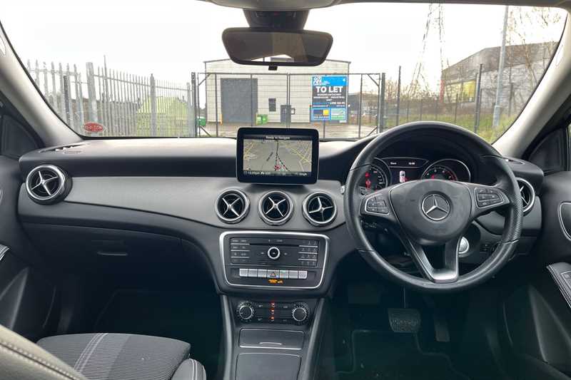 Used Mercedes-Benz GLA 2020 for sale - 77844516: Photo 13