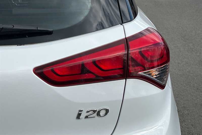 Used Hyundai i20 2017 for sale - 78138003: Photo 32