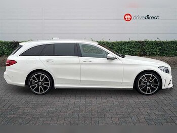Used Mercedes-Benz C Class 2019 for sale - 77391390: Photo
