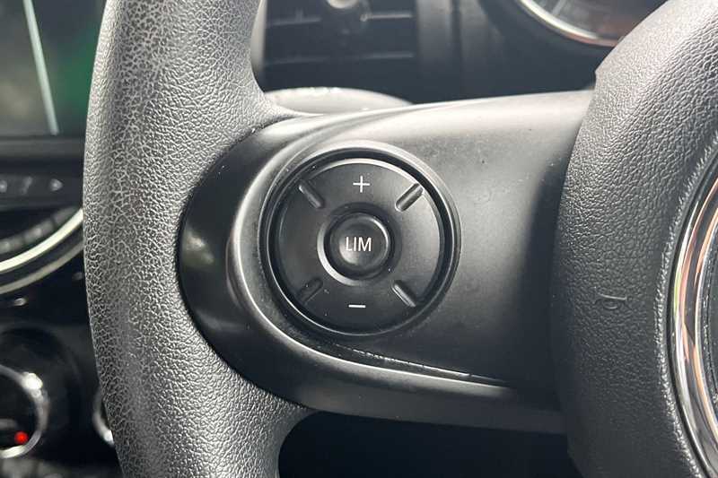 Used MINI Convertible 2018 for sale - 76447859: Photo 21