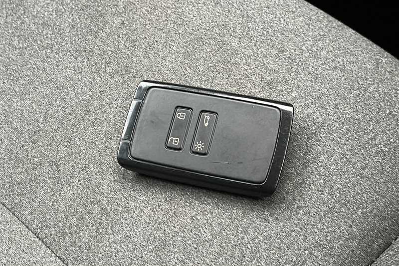 Used Renault Clio 2025 for sale - 77930195: Photo 36