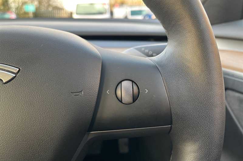 Used Tesla Model 3 2021 for sale - 77567006: Photo 22