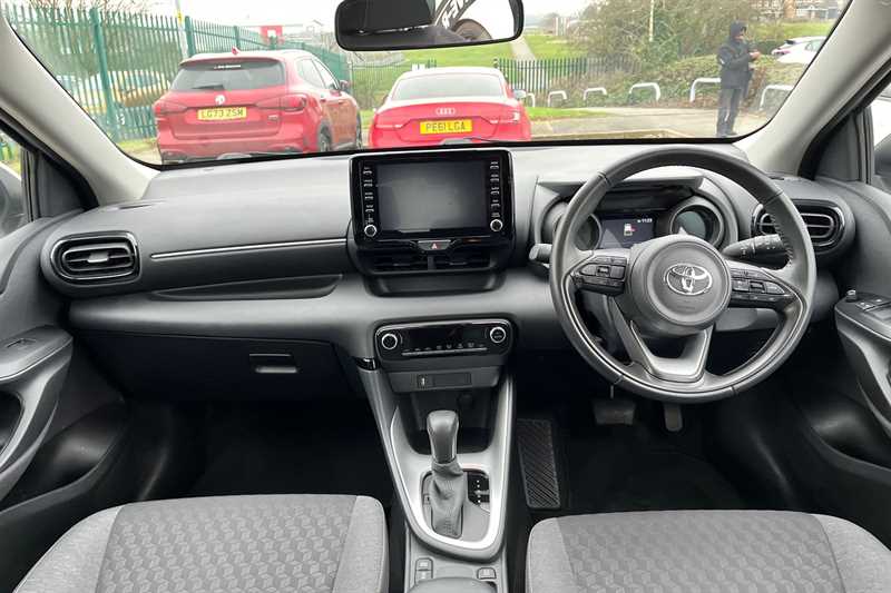 Used Toyota Yaris 2023 for sale - 77728133: Photo 13