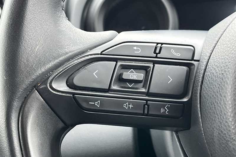 Used Toyota Yaris 2023 for sale - 77728133: Photo 21