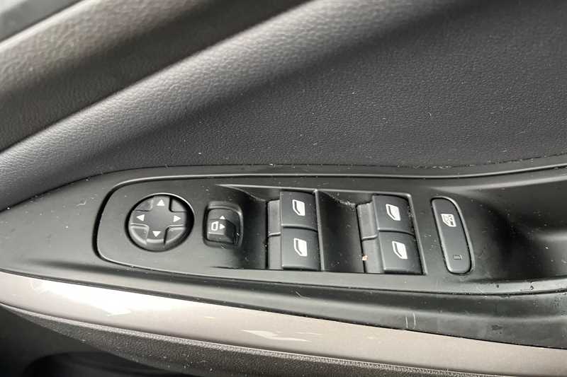 Used Vauxhall Grandland 2022 for sale - 76857809: Photo 16