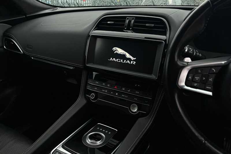 Used Jaguar F-Pace 2019 for sale - 77459303: Photo 14