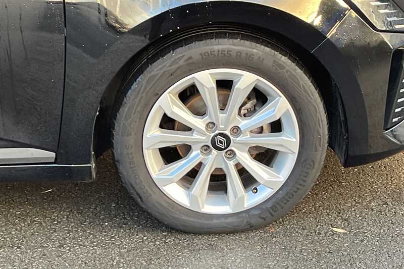 Used Renault Clio 2023 for sale - 77295859: Photo 10