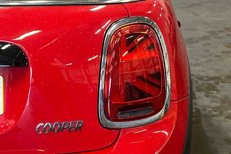 Used MINI Convertible 2018 for sale - 76442955: Photo 32