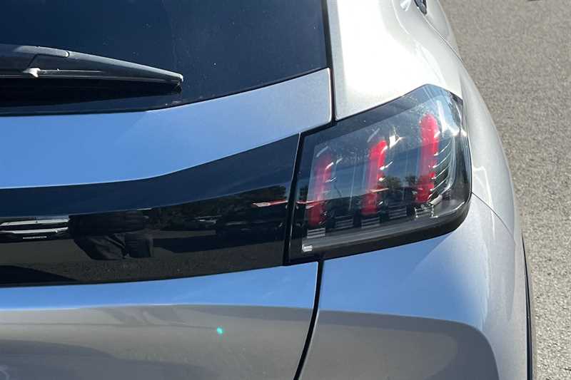 Used Peugeot 208 2020 for sale - 76062500: Photo 32