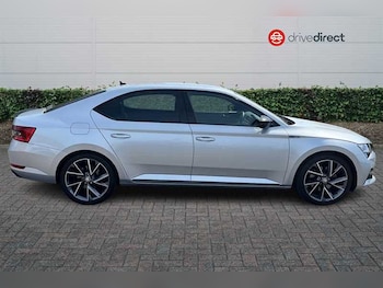 Used Skoda Superb 2024 for sale - 78760701: Photo