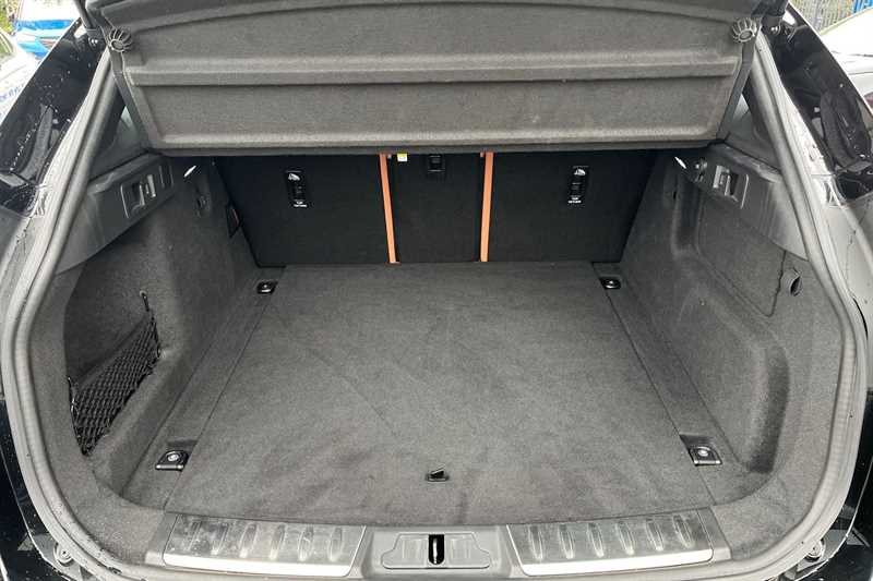 Used Jaguar F-Pace 2021 for sale - 76524966: Photo 25