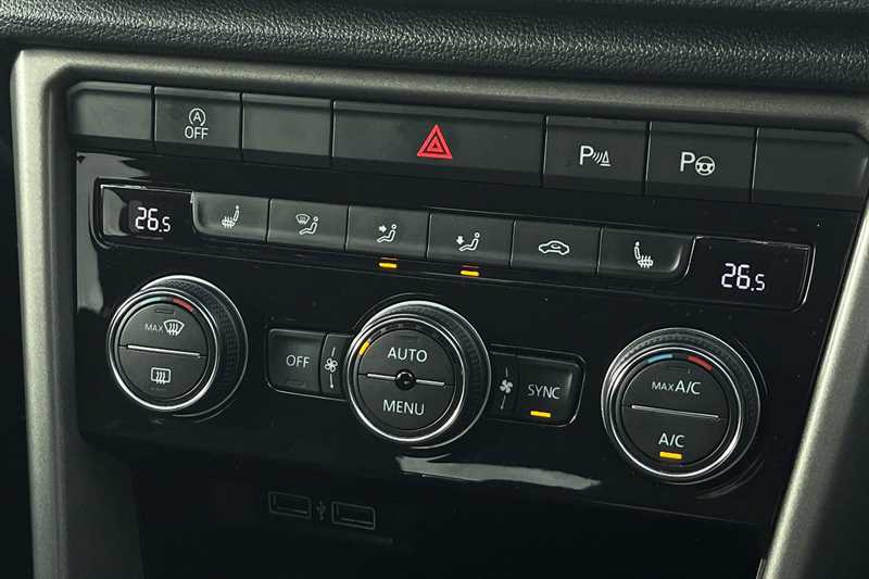 Used Volkswagen T-Roc 2020 for sale - 77944519: Photo 15