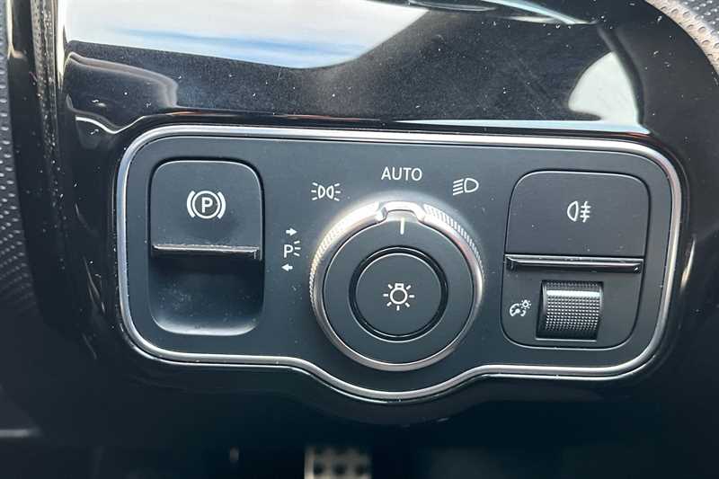 Used Mercedes-Benz A-Class 2018 for sale - 77699275: Photo 49