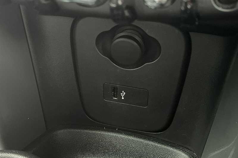 Used MINI Convertible 2018 for sale - 77416646: Photo 47