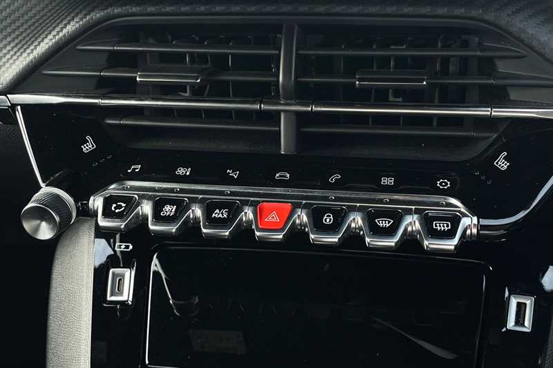 Used Peugeot 2008 2022 for sale - 76339782: Photo 15