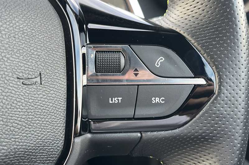 Used Peugeot 2008 2022 for sale - 76339782: Photo 22