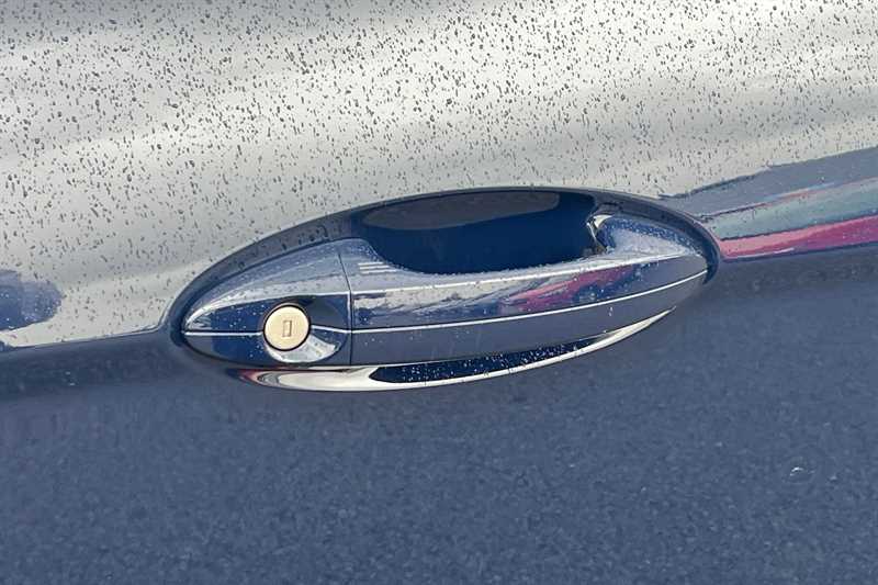 Vehicle 33