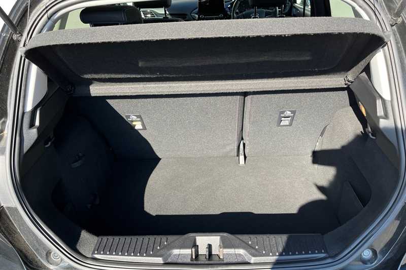 Used Ford Fiesta 2018 for sale - 78142770: Photo 25