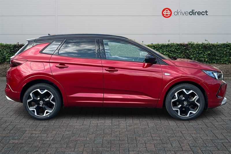 Used Vauxhall Grandland 2023 for sale - 78120256: Photo 2