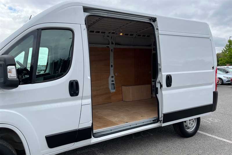 Used Vauxhall Movano for sale - 76929875: Photo 24