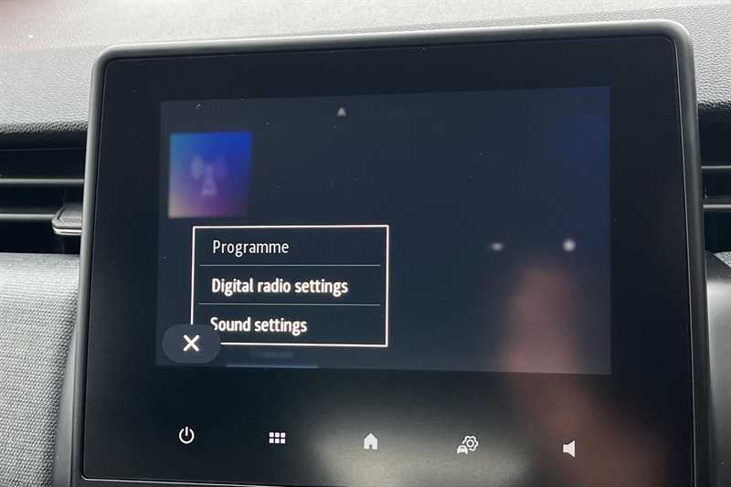 Used Renault Clio 2025 for sale - 77788720: Photo 40