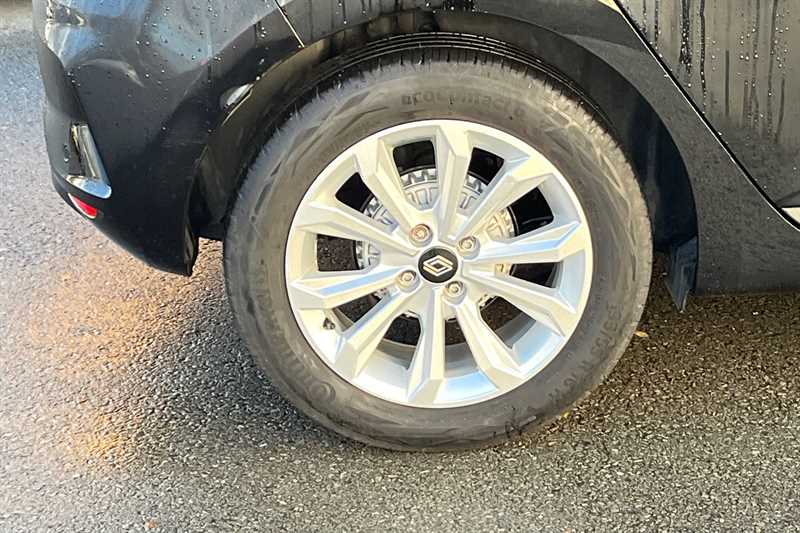 Used Renault Clio 2023 for sale - 77459231: Photo 9