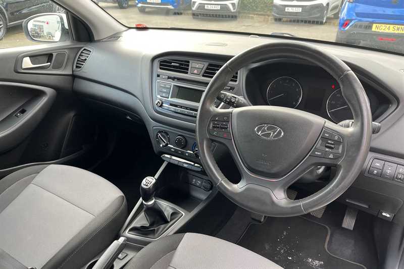 Used Hyundai i20 2017 for sale - 78130037: Photo 38