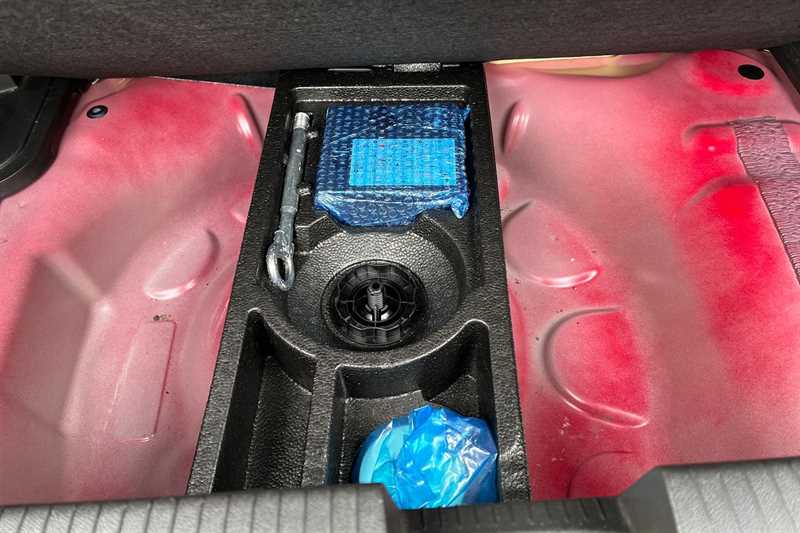 Used Vauxhall Crossland 2022 for sale - 77335325: Photo 37