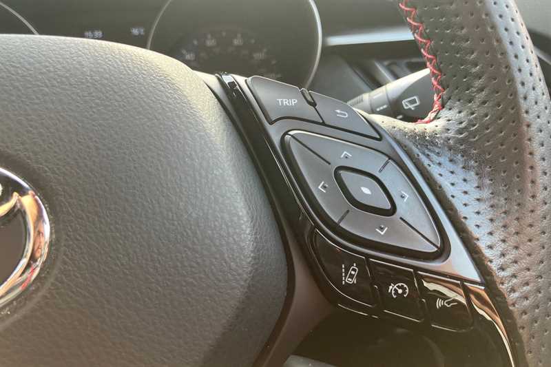 Used Toyota C-HR 2022 for sale - 77310080: Photo 22