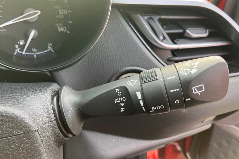 Used Toyota C-HR 2022 for sale - 77310080: Photo 39