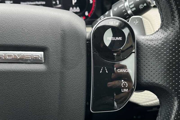 Used Land Rover Range Rover Velar 2018 for sale - 76204097: Photo 22