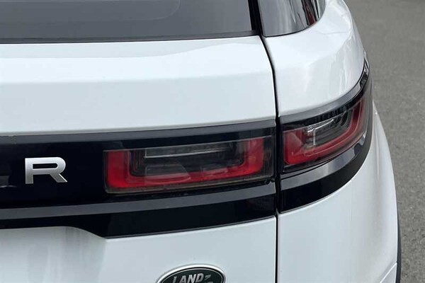 Used Land Rover Range Rover Velar 2018 for sale - 76204097: Photo 32