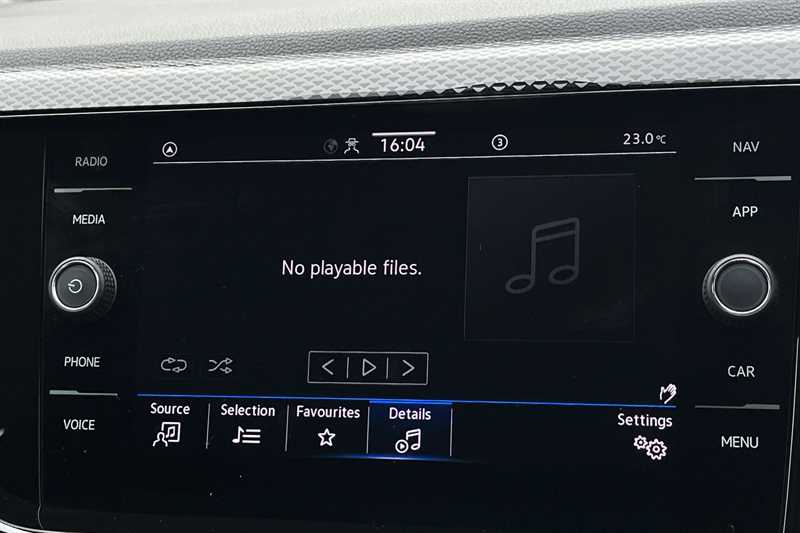 Used Volkswagen Polo 2022 for sale - 76504106: Photo 42