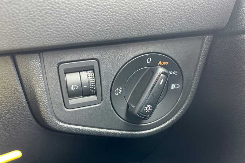 Used Volkswagen Polo 2022 for sale - 76504106: Photo 48