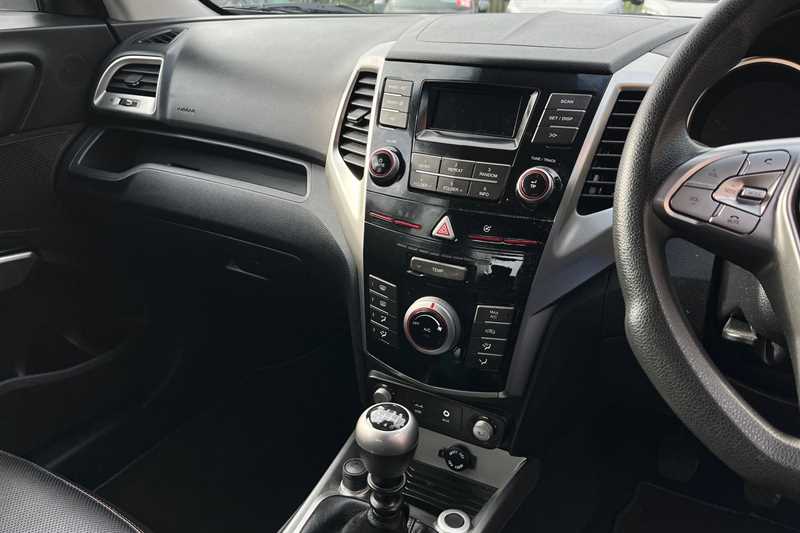 Used Ssangyong Tivoli 2019 for sale - 77374705: Photo 14