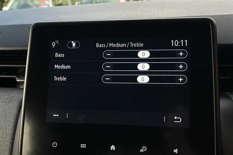 Used Renault Clio 2023 for sale - 76891280: Photo 45